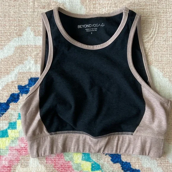 Beyond Yoga Spacedye On Block Bra Size Small - Great Condition - Picture 3 of 7